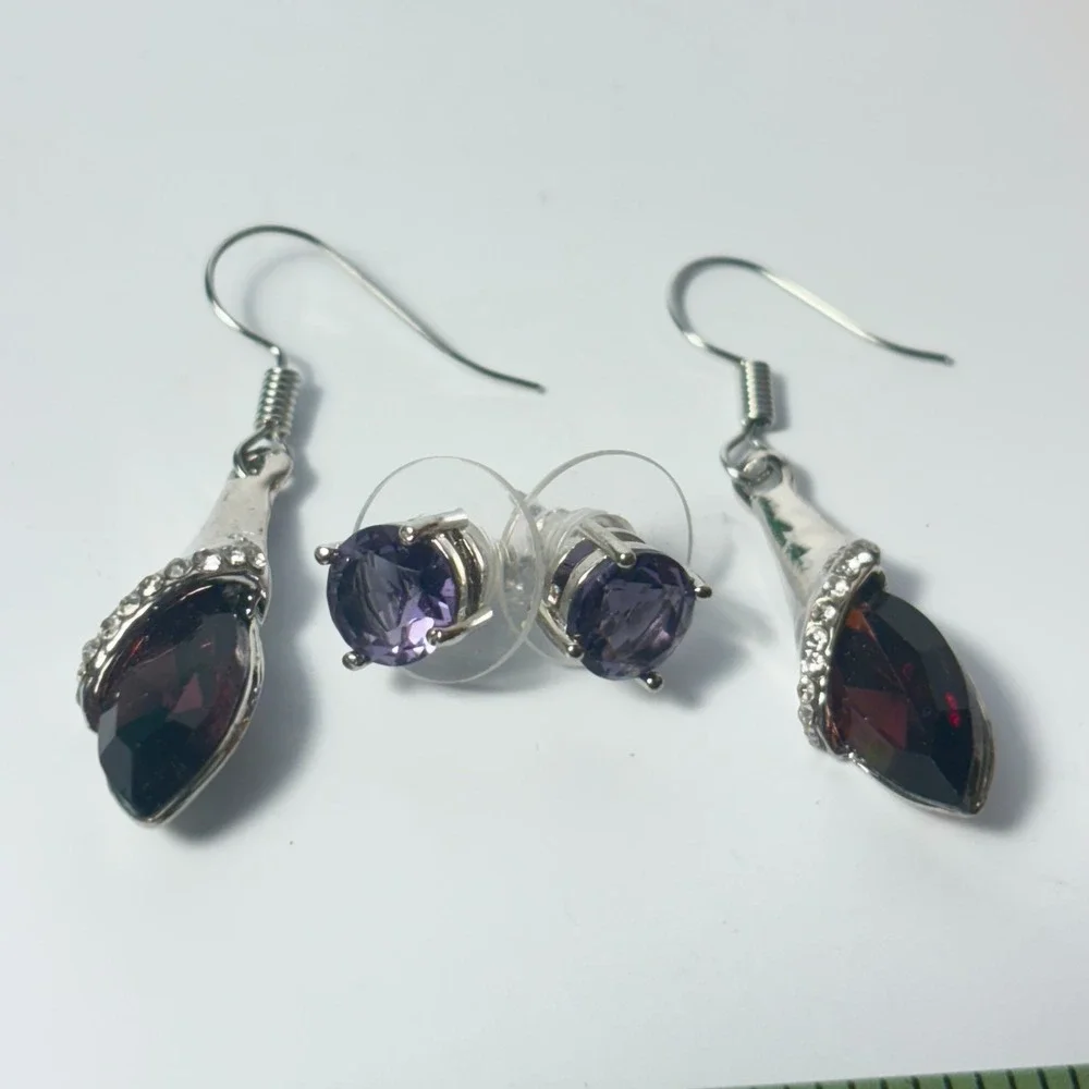 The Unbranded Brand pretty earrings